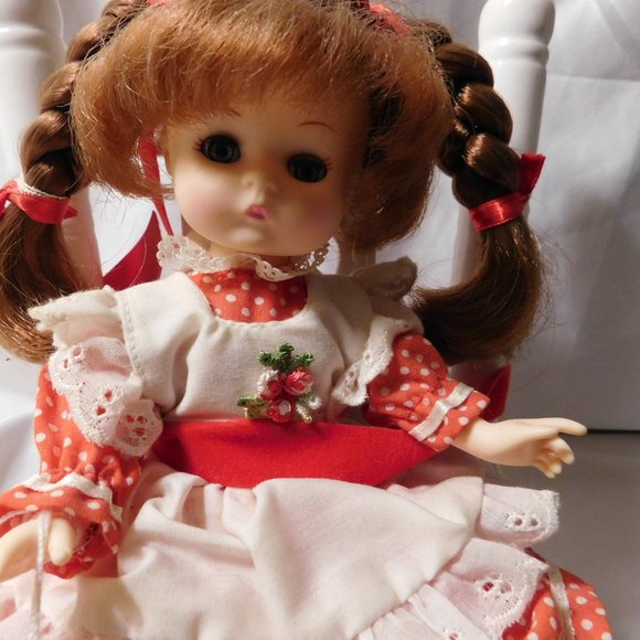 Vintage Effanbee Li'l Innocents Mary Sue Doll and Ceramic Doll Rocking Chair - Picture 2 of 13